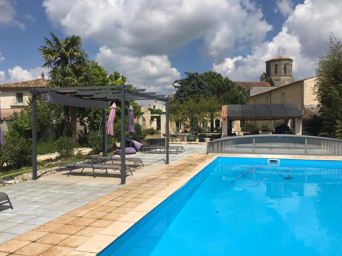 Gites Jardin-Darcy - Piscine Au Sel Bois Екстер'єр фото